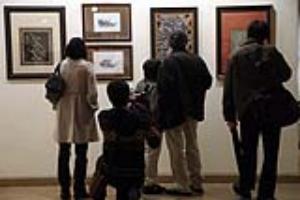 بازدید اساتید و  هنرمندان از فضای نمایشگاهی موزه امام علی (ع)
